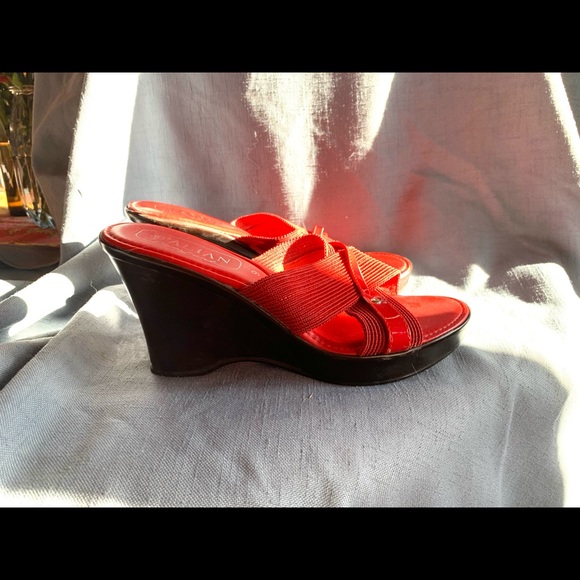 Italian red wedge sandal size 9 - Picture 2 of 5